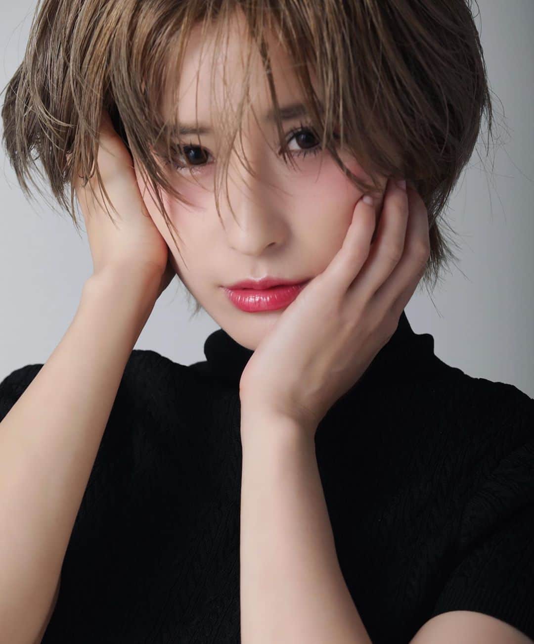 有馬綾香のインスタグラム：「めぢからほしい。」