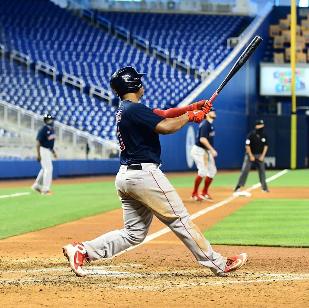 ボストン・レッドソックスさんのインスタグラム写真 - (ボストン・レッドソックスInstagram)「Dingers by Devers™️」9月18日 5時02分 - redsox