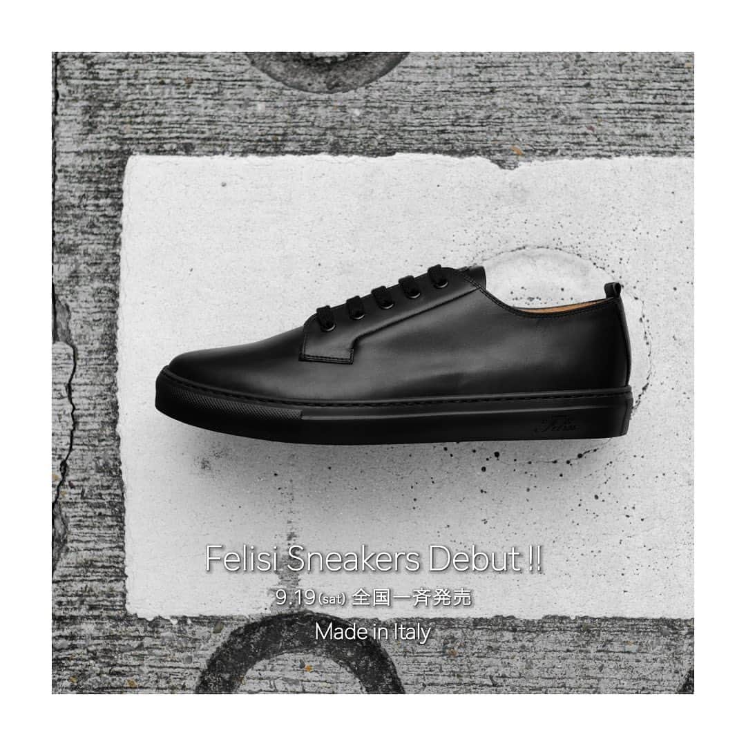 Felisi Japan 〔フェリージ〕さんのインスタグラム写真 - (Felisi Japan 〔フェリージ〕Instagram)「【Felisi Sneakers Debut !!】 . フェリージ初となるスニーカーを明日9月19日(土)より、 フェリージ店舗とオンラインショップにて発売いたします。  甲高、幅広な日本人の足に合わせて、 オリジナルラスト（木型）を作成し、 足に馴染みやすく長時間の着用しても疲れにくい 機能性も重視しながら甲部分、インソールに牛革を使用し、 フェリージならではの高級感あるデザインに仕上がりました。 . カラーは高級感あるかがやきを放つブラック1色展開。 シンプルで男女ともにご使用いただけるデザインとなっており、 男性・女性サイズをご用意しております。 . . ■MEN Model No. AA005/M-shoes Price : ¥29,700 Size: 40,41,42,43,44 . ■WOMEN Model No. AA006/W-shoes Price : ¥29,700 Size: 35,36,37,38,39 . . . #felisi #felisiselection #sneakers #shoes #newarrivals #madeinitaly #フェリージ #フェリージセレクション #フェリージスニーカー #スニーカー #イタリア製 #スニーカーコーデ #レザースニーカー #黒スニーカー #足元倶楽部 #靴」9月18日 8時06分 - felisi_japan