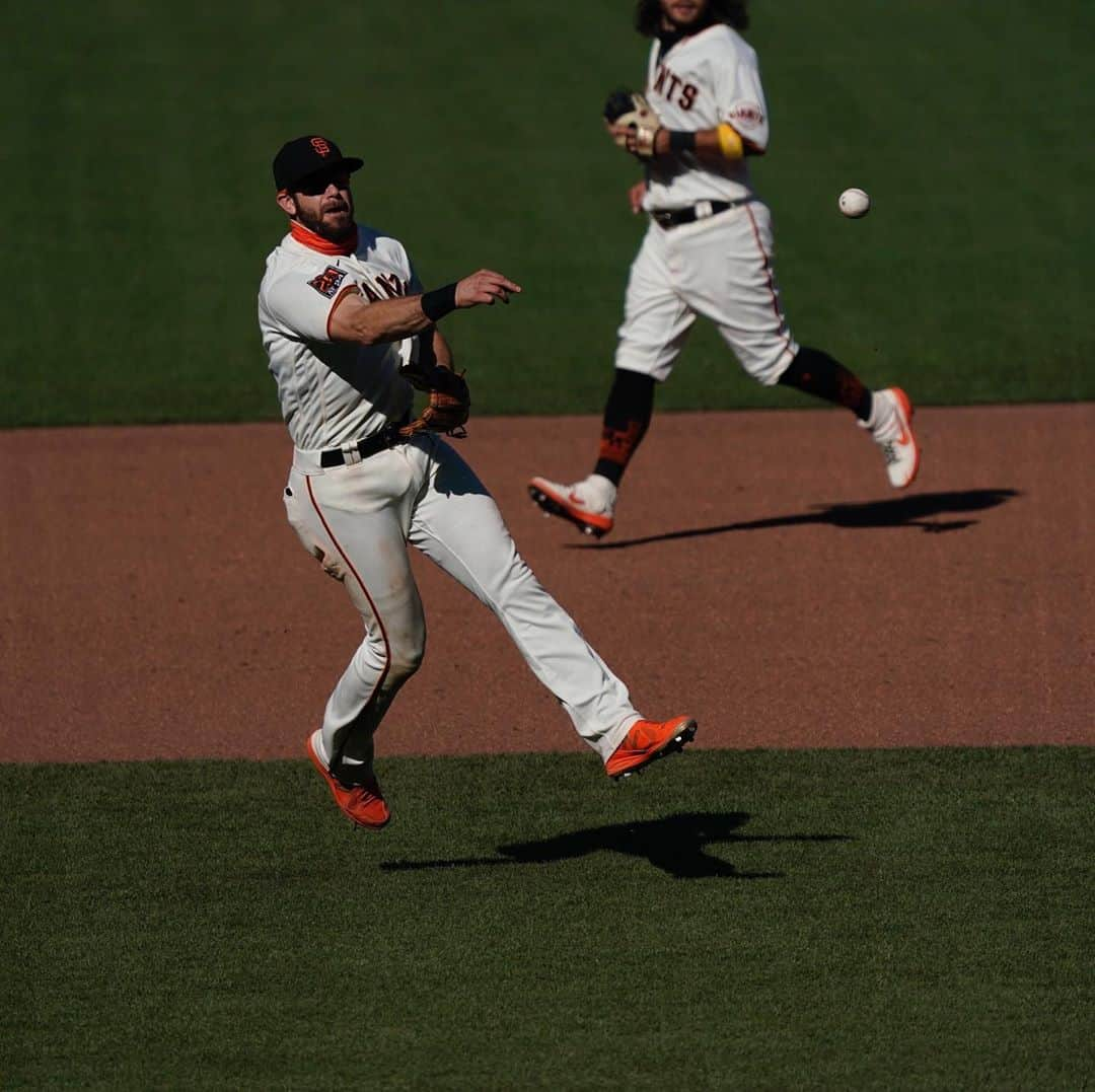 サンフランシスコ・ジャイアンツさんのインスタグラム写真 - (サンフランシスコ・ジャイアンツInstagram)「Resilient. Another comeback WIN. #SFGiants」9月18日 9時10分 - sfgiants