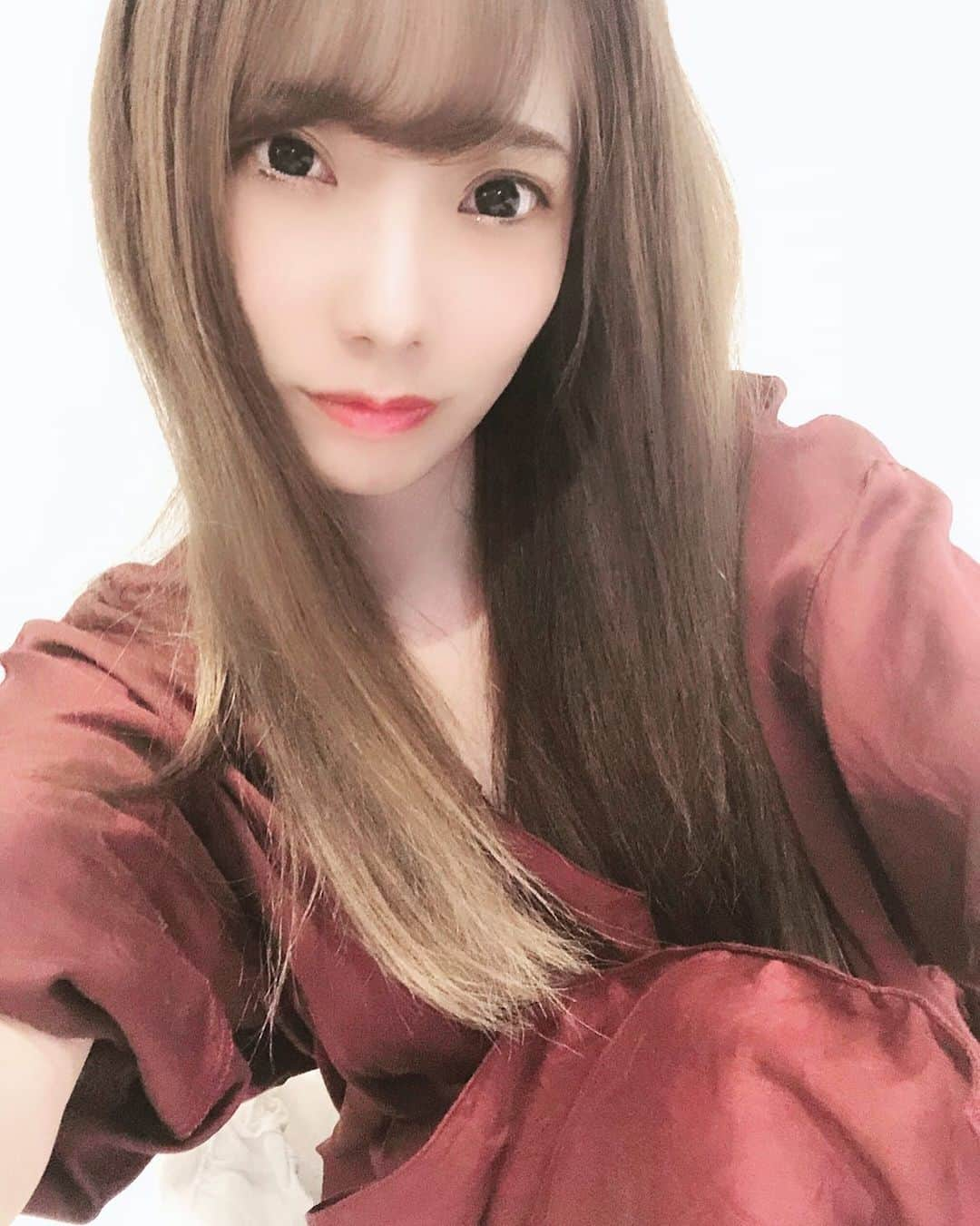 堀内華央理さんのインスタグラム写真 - (堀内華央理Instagram)「おはよー💕 そろそろ秋服の季節だねえ🍁 Morning...! Almost fall fashion time   #kaorihoriuchi #堀内華央理 #bakusutesotokandaicchome #バクステ外神田一丁目 #idol #japaneseidol #tokyo #japan #streamer #twitchstreamer #game #아이돌 #게임 #트위치 #實況主 #偶像 #relumejournalstandard」9月18日 9時50分 - horiuchikaori