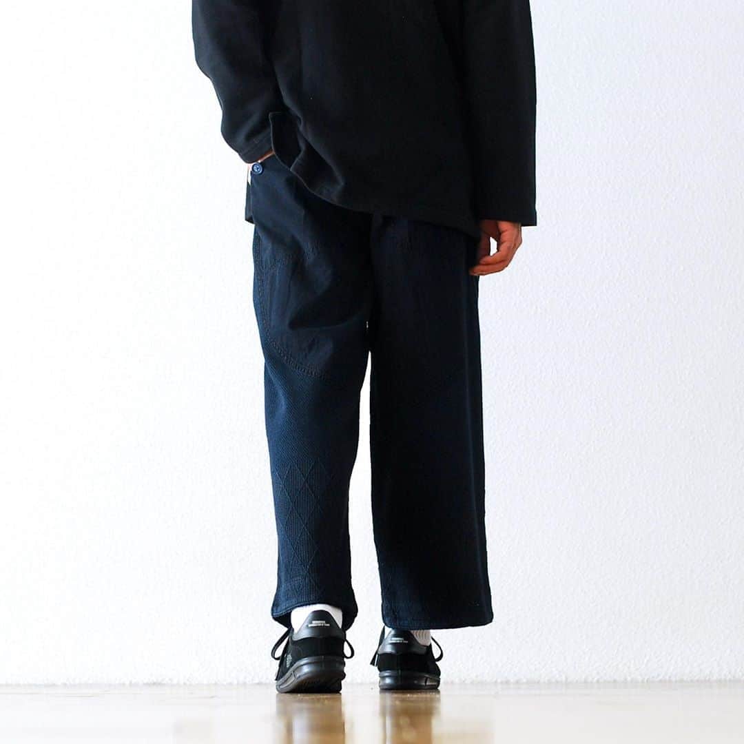wonder_mountain_irieさんのインスタグラム写真 - (wonder_mountain_irieInstagram)「_  Porter Classic / ポータークラシック “KENDO WIDE PANTS” ￥154,000- _ 〈online store / @digital_mountain〉 https://www.digital-mountain.net/shopdetail/000000012362/ _ 【オンラインストア#DigitalMountain へのご注文】 *24時間受付 *15時までのご注文で即日発送 * 1万円以上ご購入で送料無料 tel：084-973-8204 _ We can send your order overseas. Accepted payment method is by PayPal or credit card only. (AMEX is not accepted)  Ordering procedure details can be found here. >>http://www.digital-mountain.net/html/page56.html  _ #PorterClassic #ポータークラシック _ 本店：#WonderMountain  blog>> http://wm.digital-mountain.info _ 〒720-0044  広島県福山市笠岡町4-18  JR 「#福山駅」より徒歩10分 #ワンダーマウンテン #japan #hiroshima #福山 #福山市 #尾道 #倉敷 #鞆の浦 近く _ 系列店：@hacbywondermountain _」9月18日 11時58分 - wonder_mountain_
