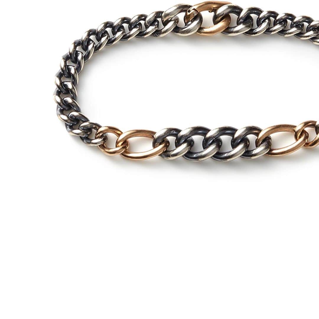 ハムさんのインスタグラム写真 - (ハムInstagram)「・﻿ 【hum online store】﻿ New arrivals.﻿ ﻿ HUMETE COLLECTION﻿ Gradation chain bracelet﻿ ﻿ ﻿ #humjewelry﻿ #humonlinestore﻿ #jewelry﻿ #chain﻿ #bracelet﻿ #chainbracelet」9月18日 21時44分 - hum_official
