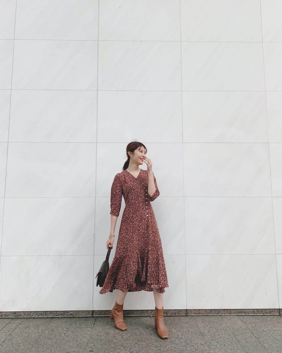 小山莉奈さんのインスタグラム写真 - (小山莉奈Instagram)「💐 .  #daily #dailylook #ootd #fashion #aspect #데일리 #데일리룩 #오오티디 #오오티디룩 #옷  #옷스타그램 #패션 #코디 #코디스타그램 #일상 #일상룩 #arpagestory #apweiserriche」9月18日 22時18分 - koyama_rina