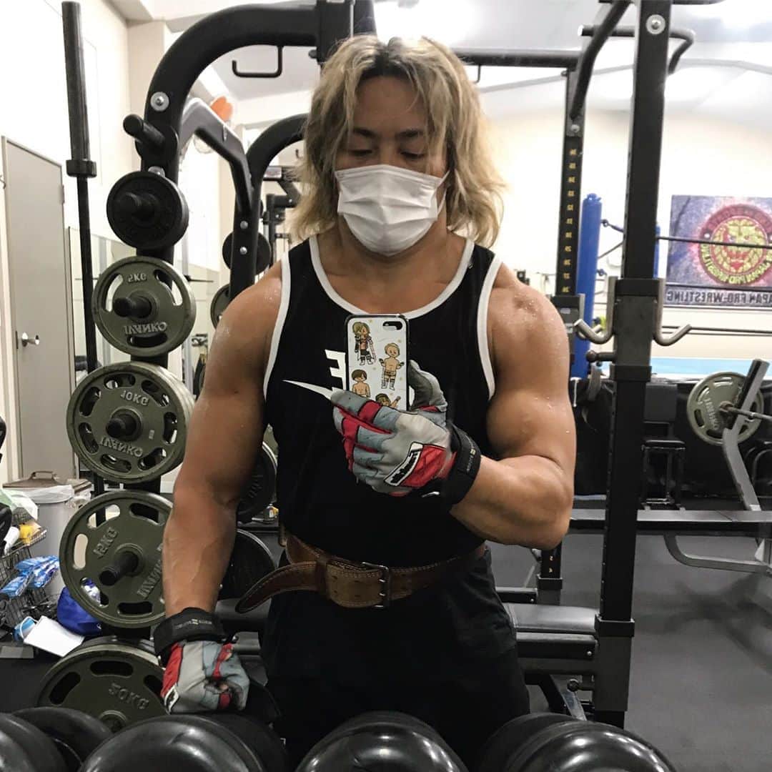 のインスタグラム：「トレ終わり。さ、かーえろ。 #新日本プロレス道場 #僧帽筋」
