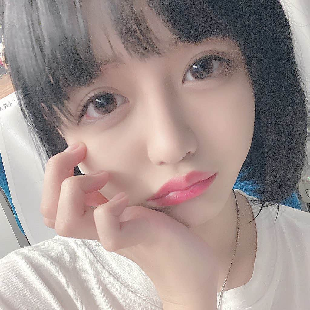 朽木若菜さんのインスタグラム写真 - (朽木若菜Instagram)「もうすぐ誕生日🐶🤍🤍🤍😌」9月18日 22時21分 - wknyan925