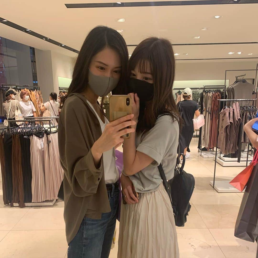伊藤朱里のインスタグラム：「なおとごはんたべた‼️‼️  コラボ配信しました✨ 見に来てくれた方ありがとうございました😊！！  楽しかった❤️❤️」