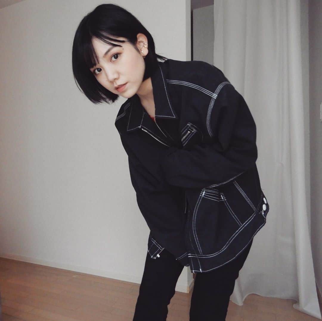 田上真里奈のインスタグラム：「#ootd デジカメ買って調子乗っとる」