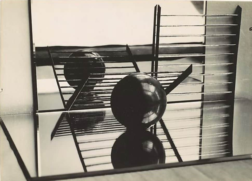 木下ココさんのインスタグラム写真 - (木下ココInstagram)「Abstract Composition,1929 Florence Henri  ・ ・ ・ #bauhaus #cubism #abstract #art」9月18日 23時07分 - cocot_chan