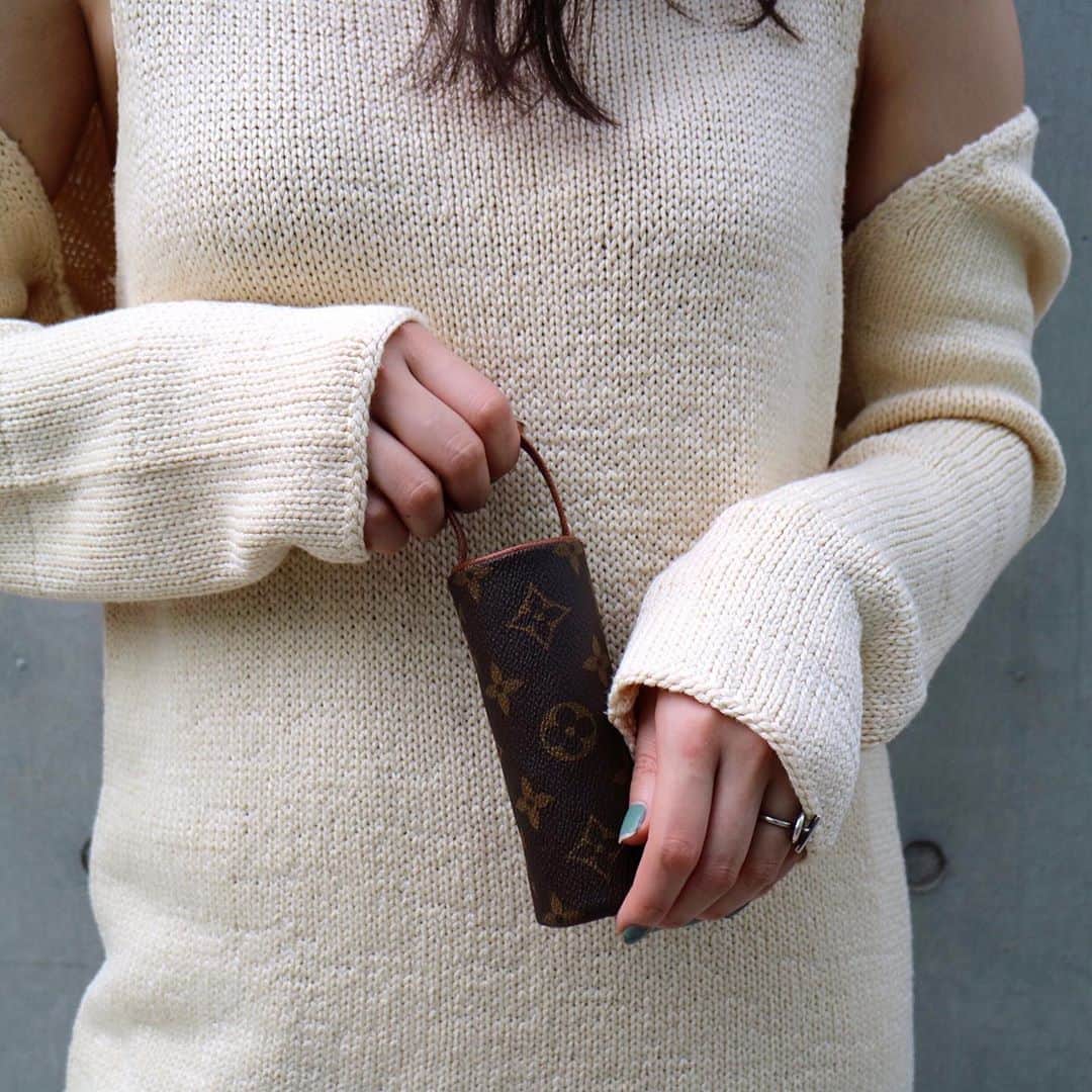 Vintage Brand Boutique AMOREさんのインスタグラム写真 - (Vintage Brand Boutique AMOREInstagram)「Louis Vuitton Etui 3 Ball De Golf Monogram  This item is  only available at the store but we accept orders by DM. Please DM us if you are interested in the item!   ︎Free Shipping Worldwide✈️ info@amorevintagetokyo.com  #ヴィンテージ #ルイヴィトン  #ヴィンテージルイヴィトン #ヴィンテージブランドブティック #アモーレ #アモーレトーキョー #表参道 #青山 #東京 #louisvuitton #vintage #vintageLouisvuitton#LouisVuittonvintage#amoretokyo  #amorevintage #vintageshop」9月18日 15時38分 - amore_tokyo