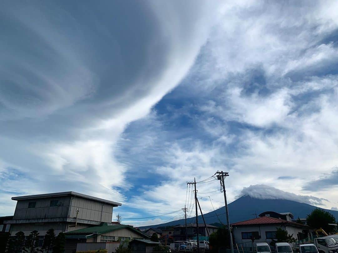 世武裕子さんのインスタグラム写真 - (世武裕子Instagram)「Mountain and Clouds #富士吉田 #mountainfuji」9月18日 16時44分 - sebuhiroko