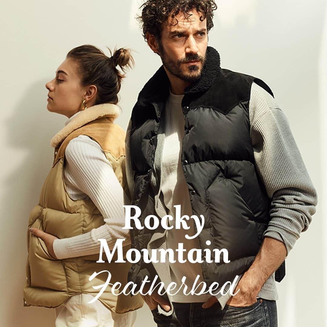 ヤヌークさんのインスタグラム写真 - (ヤヌークInstagram)「． ． YANUKと“Rocky Mountain Featherbed”との 別注ダウンベストが登場！！ ． 1960年代後半にアメリカ・ワイオミング州で産声をあげた“Rocky Mountain Featherbed”。 1980年代後半にブランドは消滅したものの、 その永遠の価値を引き継ぎ、オリジナルを超える リプロダクツとして生まれ変わらせたサーティファイブ サマーズ社にYANUKらしさを盛り込んだダウンベストを 別注しました。 ． YANUKストアエクスクルーシヴとなる100着限定の スペシャルアイテムです✨ ． 詳しくはYANUK ONLINEよりご覧ください☺️ ． ． #yanuk#ootd#outfit#fashion#cordinate#instagood#love#like #simple #style#denim#style#rockymountain#ヤヌーク#デニム#ロッキーマウンテン#シンプル #カジュアルコーデ #大人カジュアル#デニムセットアップ#セットアップコーデ#ジーパン#ジーンズ#デニムコーデ#シンプル#ストレート#トレンド#ファッション#今日のコーデ#ダウン#ベスト#ヤヌークスナップ」9月18日 16時48分 - yanuk_official