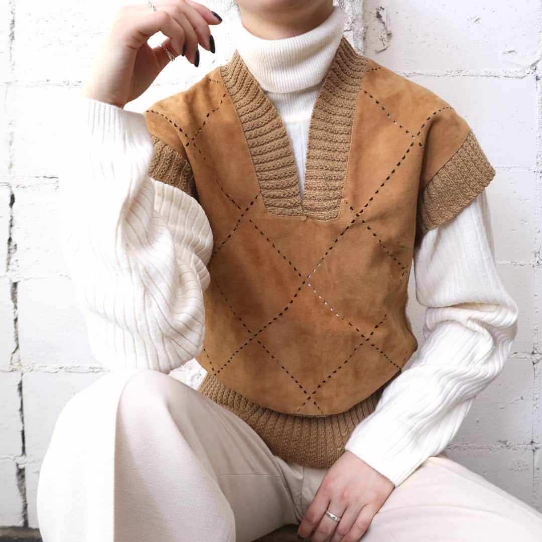 吉祥寺 古着屋 Orfeoのインスタグラム：「. ONLINE SHOP・NEW STOCK  #orfeo #kichijoji #tokyo #vintage #used #fashion #coordinate #outfit  ONLINE SHOP掲載商品のお問い合わせはONLINE SHOPからのメール、またはインスタグラムのプロフィール記載のメールアドレスよりお願いいたします ショッピングリンク無しのインスタグラム、ストーリー掲載商品も個別に通販承りますのでメール(orfeokichijoji@yahoo.co.jp)にてお問い合わせください」