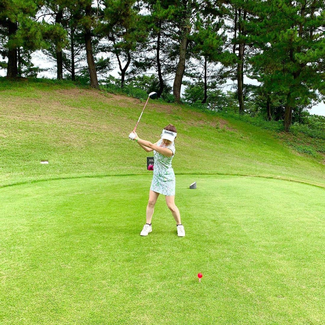 柑谷あゆみさんのインスタグラム写真 - (柑谷あゆみInstagram)「GTBカップ今年2回目の開催⛳️ ご参加の皆様ありがとうございました☺️ 涼しくてお天気も崩れず愉快なメンバーでまわれて今回も楽しかったです✨🤝 次回の開催は10月13日セゴビアゴルフクラブ　インチヨダです。 ・ #GTバーディーズカップ#GTバーディーズ  #こだまゴルフクラブ  #ゴルフトゥデイ#GOLFTODAY#三栄書房 #イオミック #ラウンド#fujikurashaft #ゴルフウェア  #サマンサタバサゴルフ #ゴルフ女子#女子ゴルフ #ゴルファ #golf  #golfing  #golflife  #golfgirl  #instagolf  #golfer #girlgolfer #골프 #골프웨어 #กอล์ฟ#ゴルフ大好き #ゴルフコーデ #ゴルフコーディネート #ゴルフファッション#ゴルフ好きな人と繋がりたい」9月18日 17時25分 - kantani_ayumi