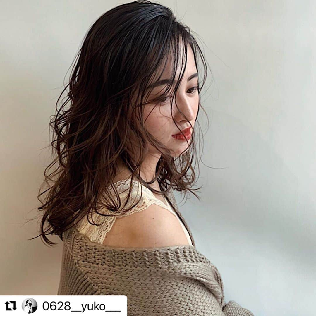 マテリア公式アカウントのインスタグラム：「#REPOST @0628__yuko___ ・・・ 素敵なカラーデザインですね！  リポストさせて頂きます。  #マテリア #materia #ヘアカラー #haircolor #外国人風カラー #外国人スタイル  #サロンカラー　#saloncolor #バレイヤージュ　#balayage #ハイトーンカラー　#hightone  #デザインカラー　#designcolor  #color #hair #ルベル #lebel　 #タカラベルモント #takarabelmont」