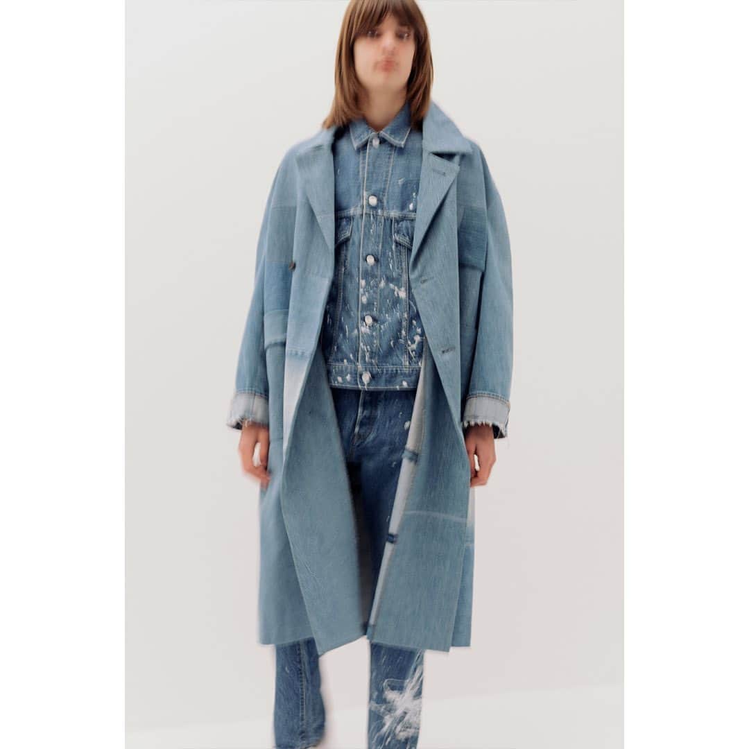 KUROのインスタグラム：「KURO 20aw collection  #kurodenim #denim #architecture #pfw」