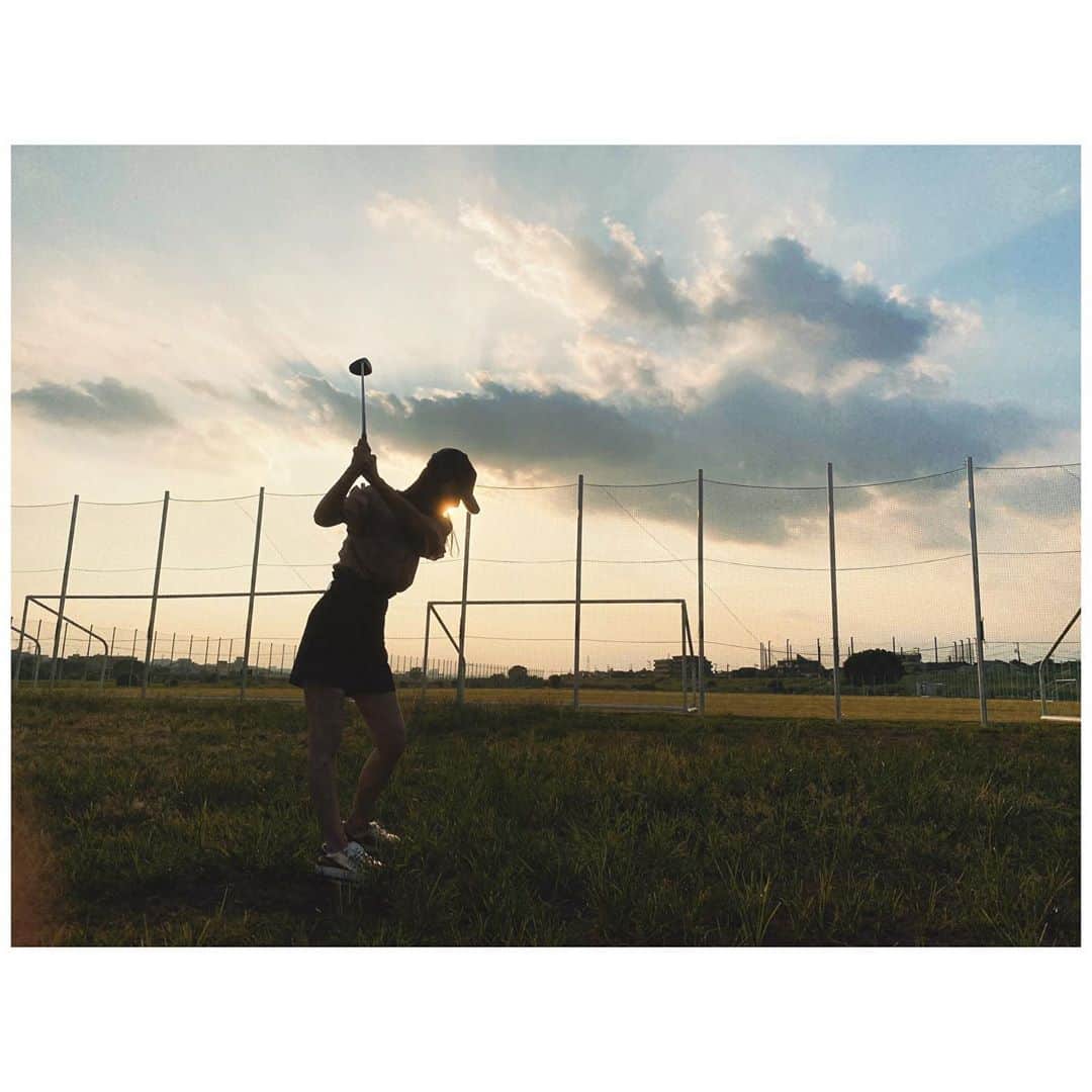 大塚愛さんのインスタグラム写真 - (大塚愛Instagram)「私が打ちたいのは、 いつだってあの太陽だけさ。  AIO　#golf #ゴルフ #スイング #ドライバー」9月18日 17時57分 - aiotsuka_official