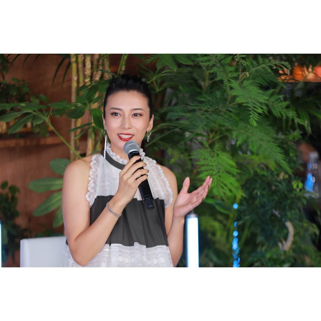 柴咲コウのインスタグラム：「Audi e-tron Press Conference @audijapan   @louboutinworld  @mes_vacances_official」