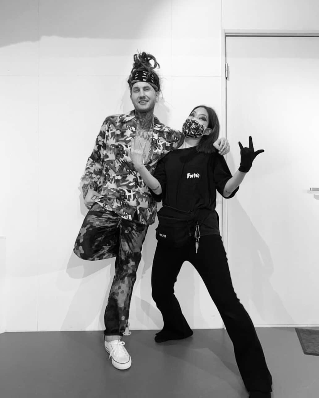 のインスタグラム：「Doper than dope @arisak_official🔥  🙏🏽💦👽🛸 thank youuuuuuuu 💜  #keepwatching」