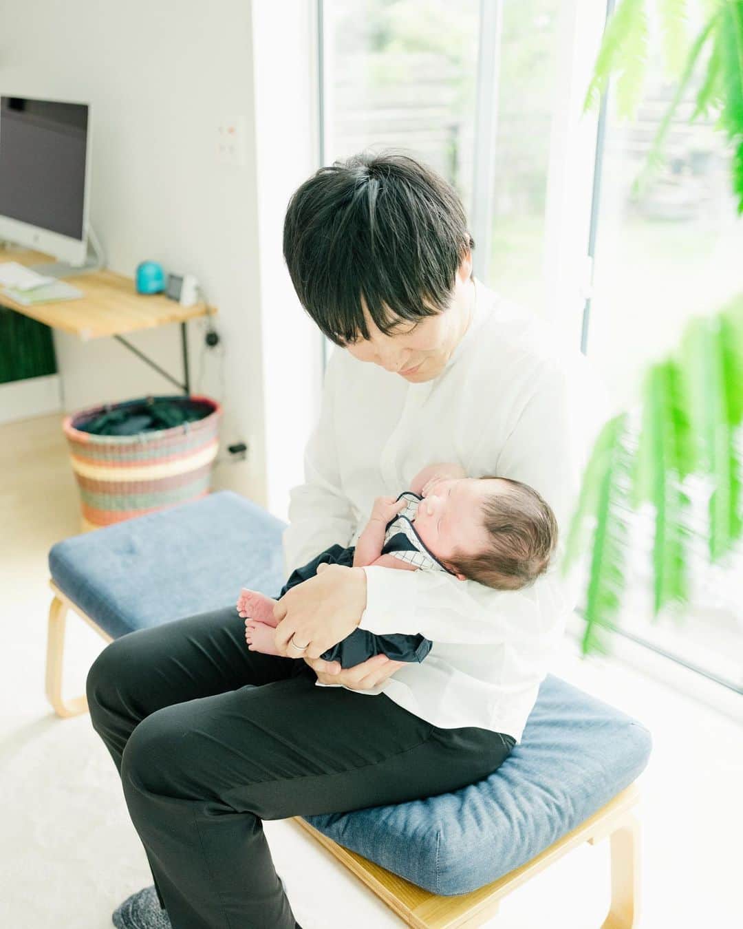 sorayuchiのインスタグラム：「・ 結婚10周年𑁍 久しぶりにGFX50R持ったら重かった。w😂 でも、やっぱりちゃんとしたカメラで撮った写真は違うなと実感したのでめんどくさがらずに、カメラで思い出を残していこうと思います📷✨」