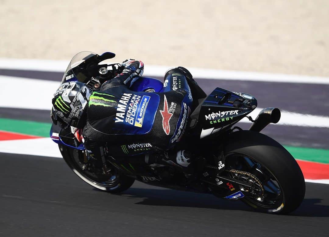 YamahaMotoGPさんのインスタグラム写真 - (YamahaMotoGPInstagram)「💬 @maverick12official, #EmiliaRomagnaGP FP1 Results - P13:  "In FP1 we tried to work a lot to prepare for Sunday's race. Our main mission is to improve the race setting, so we focused mostly on that and not so much on our one-lap speed. I'm quite happy. Our rhythm was good. Now we will try to make another step in FP2 for the race, especially because the conditions will be hotter then. We know we have the speed and for sure can do a good lap, but our goal is being fast in the race."  #MonsterYamaha  #MotoGP」9月18日 19時40分 - yamahamotogp