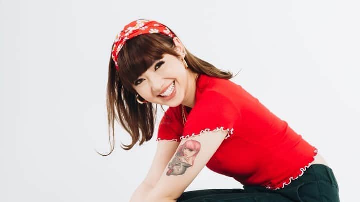 エアアジアのインスタグラム：「AND IT’S OUT!  @officialredrecords’ sensational A-Pop artist, #JannineWeigel, has officially released the music video of her latest single, #Passcode! Watch it now and start singing your hearts out while you wiggle with Weigel now!  Congratulations, @jannineweigel! Your AirAsia family is very proud of you! 🎶❤️🙌🏻  Watch the full version in the link in our bio!」