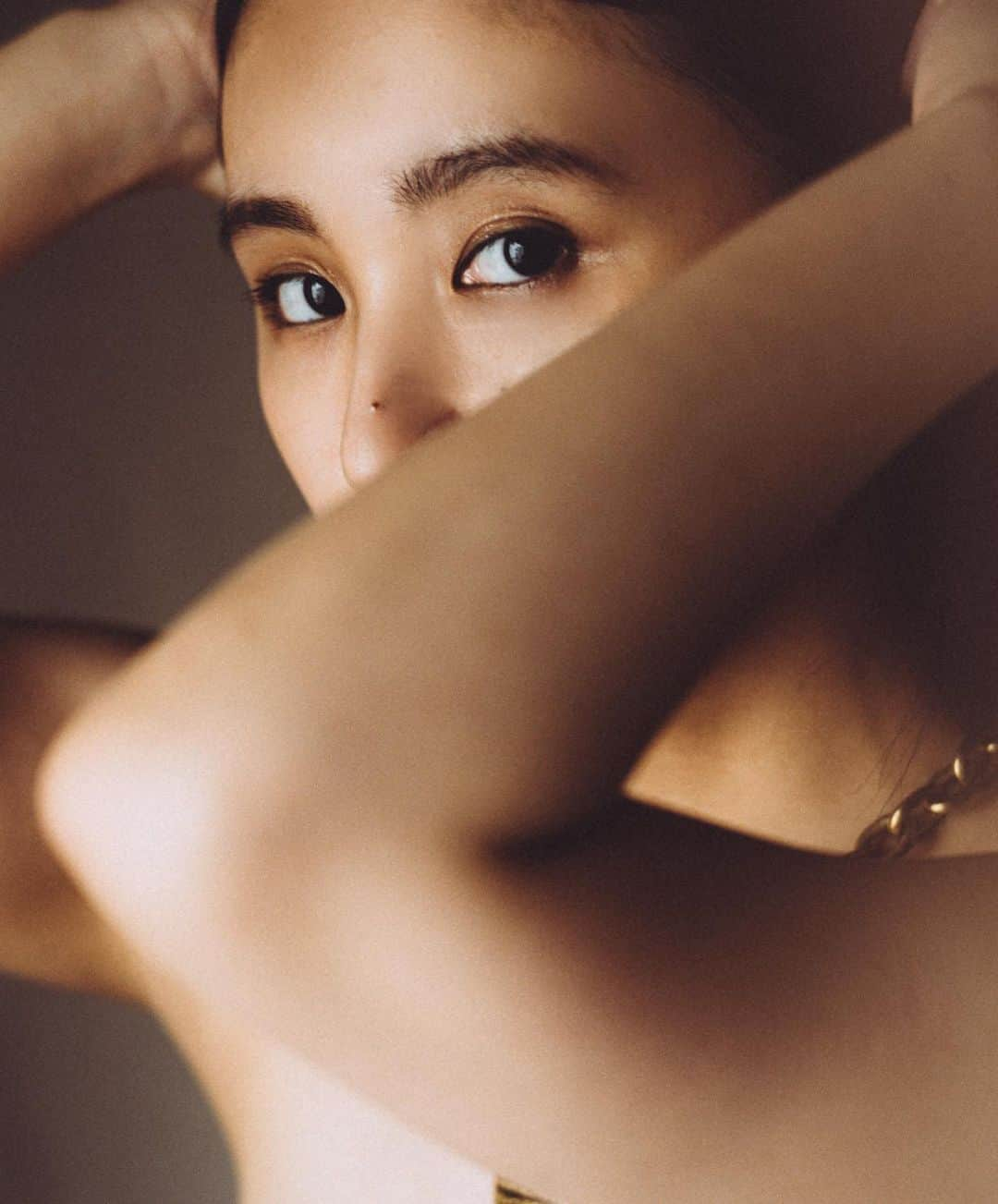 小島ジェシーさんのインスタグラム写真 - (小島ジェシーInstagram)「Model: @yui_myky  #ShotByJesse #jessekojima #leica #leicacommunity #JUSTNOISECreativeStudio」9月18日 20時32分 - jessekojima