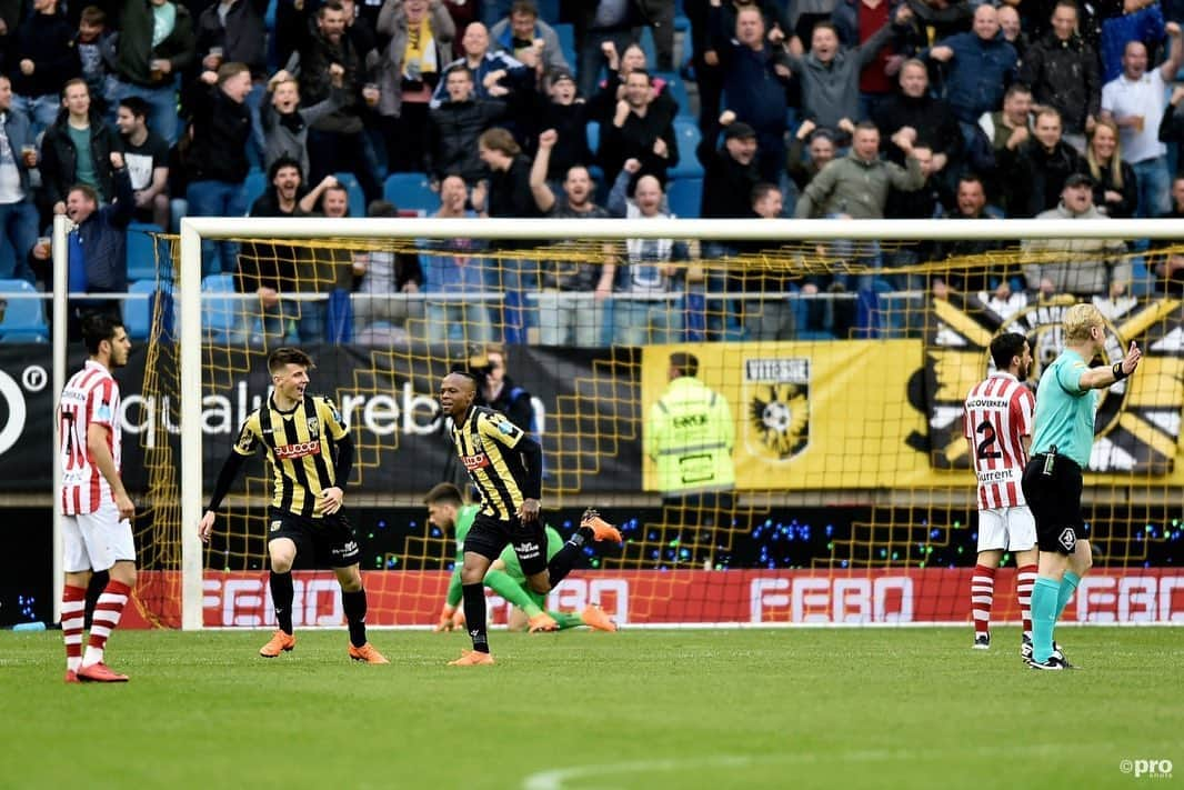 フィテッセさんのインスタグラム写真 - (フィテッセInstagram)「🔙 In de laatste ontmoeting vs @spartarotterdam in GelreDome... 👀⠀ ⠀ ... Boekten we de grootste Eredivisie-zege ooit in onze historie: 7-0 🤩⠀ ⠀ #Vitesse #vitspa」9月18日 20時42分 - mijnvitesse