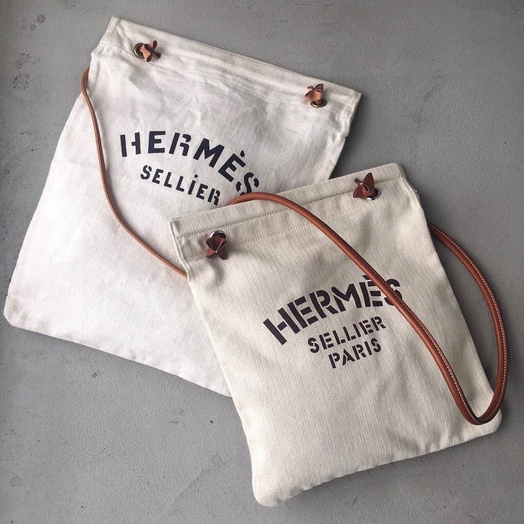 トライセクトさんのインスタグラム写真 - (トライセクトInstagram)「【decouverte】  VINTAGE HERMES BAG  人気のヴィンテージエルメスのアリーヌが明日9/19(土)に京都店・大阪店に入荷致します。 ・ こちらの写真は京都店の入荷品になっております。 ・ 商品に関しましては各店に直接お電話にてお問い合わせ頂きますようお願い致します。DMでのお問い合わせはお受付しておりません。 ・ 大変人気の商品の為、お電話が繋がりにくいことがございます。またお取り置きはできかねますのでご了承下さいませ。 お電話の受付は9/19(土)の午前11時からとなっております。 ・ 京都店 TEL 075-275-4069 営業時間11:00-20:00 ・ 希少なお品物ですので、是非お早目にご覧下さい。 ・ 〈通販対応受付中〉 当店ではご来店が難しい方に向けて、通信販売（eコレクト）の対応も行なっております。 尚、只今期間限定でeコレクトの送料を無料とさせて頂きます。掲載商品や詳細につきましては、お気軽に店舗にお電話にてお問い合わせ下さい。 ・ 詳細はdecouverteのブログの方に掲載しておりますのでプロフィールリンクから移動してご覧ください。  #デクーヴェルト#ヴィンテージ #ヴィンテージショップ #ベイクルーズ #フォロー #エルメス #ヴィンテージエルメス#アリーヌ」9月18日 20時39分 - baycrews