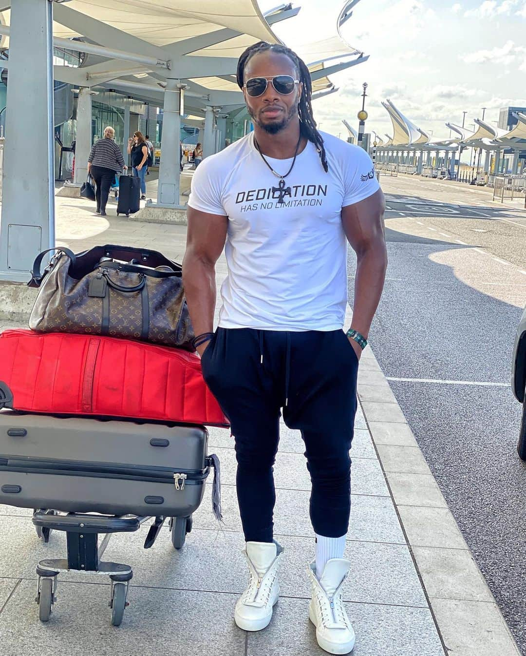 Ulissesworldさんのインスタグラム写真 - (UlissesworldInstagram)「Time to Take Off Again ✈️  Guess where I’m heading?」9月18日 20時51分 - ulissesworld