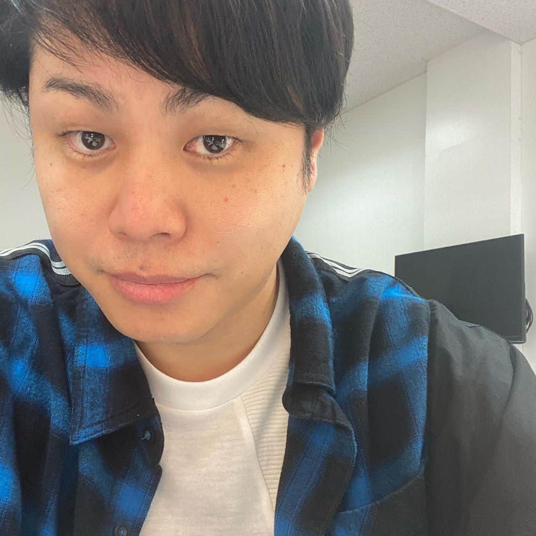 井上裕介のインスタグラム：「ハッシュタグいっぱい^_^  #NONSTYLE#nonstyle#ノンスタイル#井上#ポジティブ#イケメン#男前#カッコいい#アイドル#ジャニーズ#スター#自分大好き#自撮り#ナルシスト#芸人 #actor#comedian#comic#animation#movie#food#girl#love#selfie#cute#beautiful#amazing#happy#instagood#followme」