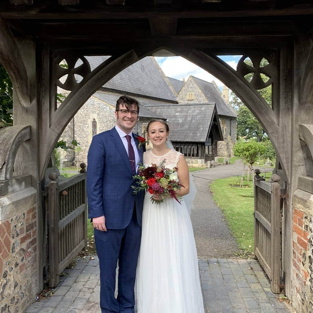 ミナのインスタグラム：「Lovely Helen got married in our beautiful Cindy dress with a sheer back detail. They decided to have a small wedding ceremony now and continue planning a larger reception for when the restrictions allow it. Several of our brides have ended up doing the same and some even decided to elope! ❤️ ⁠ ⁠  "Thank you so much for making me such a amazing, beautiful and comfortable dress. And even more thanks for doing it during the pandemic! You made me feel really calm and comfortable with the whole processes and the changing/unclear government guidelines."⁠ ⁠ Congratulations lovelies! ❤️⁠ ⁠   Pictures: @vrphotography123⁠」