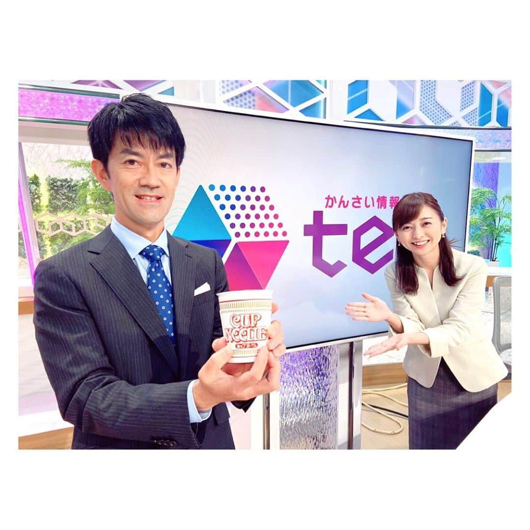 中谷しのぶさんのインスタグラム写真 - (中谷しのぶInstagram)「・ 小島さん、番組終了までに なんとかプラモデル組み立て完成！🤣 ・ VTR中も必死に格闘していて、 ワイプで小島さんが抜かれる度に気になって 内容が入ってきませんでした🍜笑✨✨✨ ・ #カップヌードル発売記念日 #ナニバーサリ探偵団 #かんさい情報ネットten」9月18日 21時37分 - shinobunakatani.ytv