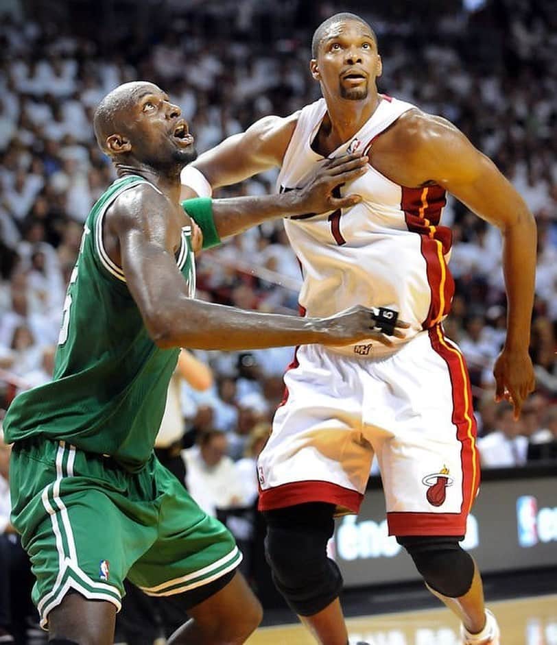 クリス・ボッシュさんのインスタグラム写真 - (クリス・ボッシュInstagram)「Here is a story from one of the craziest weeks of my life: @celtics vs @miamiheat 2012.   1. Trying to win our first title ✔️ 2. @mrsadriennebosh gives birth to our first son ✔️ 3. Tear my groin ✔️ 4. Lose someone close to me ✔️  The Last Chip--> (link in bio)   Quick KG Story: It’s Heat-Celtics. 2012. Everything on the line. I’ve written a bit about playing against your heroes. But “hero” doesn’t quite do it for KG. Growing up, I wanted to be him – to the point that my summer league teammates started calling me by his name.  My 2nd year, we played our 3rd game of the season against the Wolves. Sam called two isos while KG was guarding me – and twice I hit two big buckets down the stretch. Having a big game against my hero and finishing down the stretch was a dream of mine since I was a kid.  After that game – which we won – a reporter went up to KG. I don’t know if that guy was feeling himself or just trying to start shit, but he asked him something like: “How do you feel about CB saying he schooled you?” KG knew I’d never say anything like that – or I hope he did.   Either way, everything changed after that.  When he was on defense, he’d grab me with both hands as soon as I crossed halfcourt. I couldn’t even raise my arms above my shoulders. I’m still curious where the refs were looking.  Fast forward, we are playing the Celtics in 2012. Big Three versus Big Three. I have a torn groin. And my masseuse collapses when I’m on the table—and then tragically passes away. Somehow, we had to keep our cool and win the series.  Read this week’s The Last Chip to find out how we bounced back—and to reflect on one of the last classic Celtics / Heat series as we all watch the one taking place right now🙏🏿🙌🏿」9月19日 7時07分 - chrisbosh