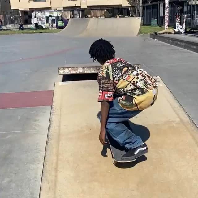 Stanceのインスタグラム：「Doing work 💥💥💥  @laterkader  #punksandpoets」