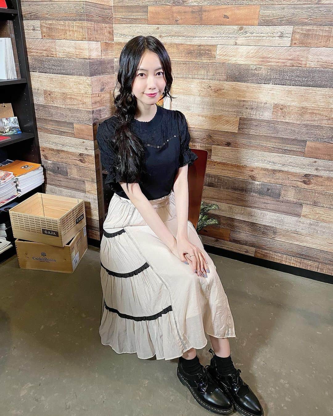 齋藤明里のインスタグラム：「. 9時半から『王様のブランチ』生放送🙆🏻‍♀️ . 午前 BOOKコーナー  午後 エンタメコンプリート  担当です☺️ . スタジオにもいますので是非ご覧くださいませ〜！ . #王様のブランチ」