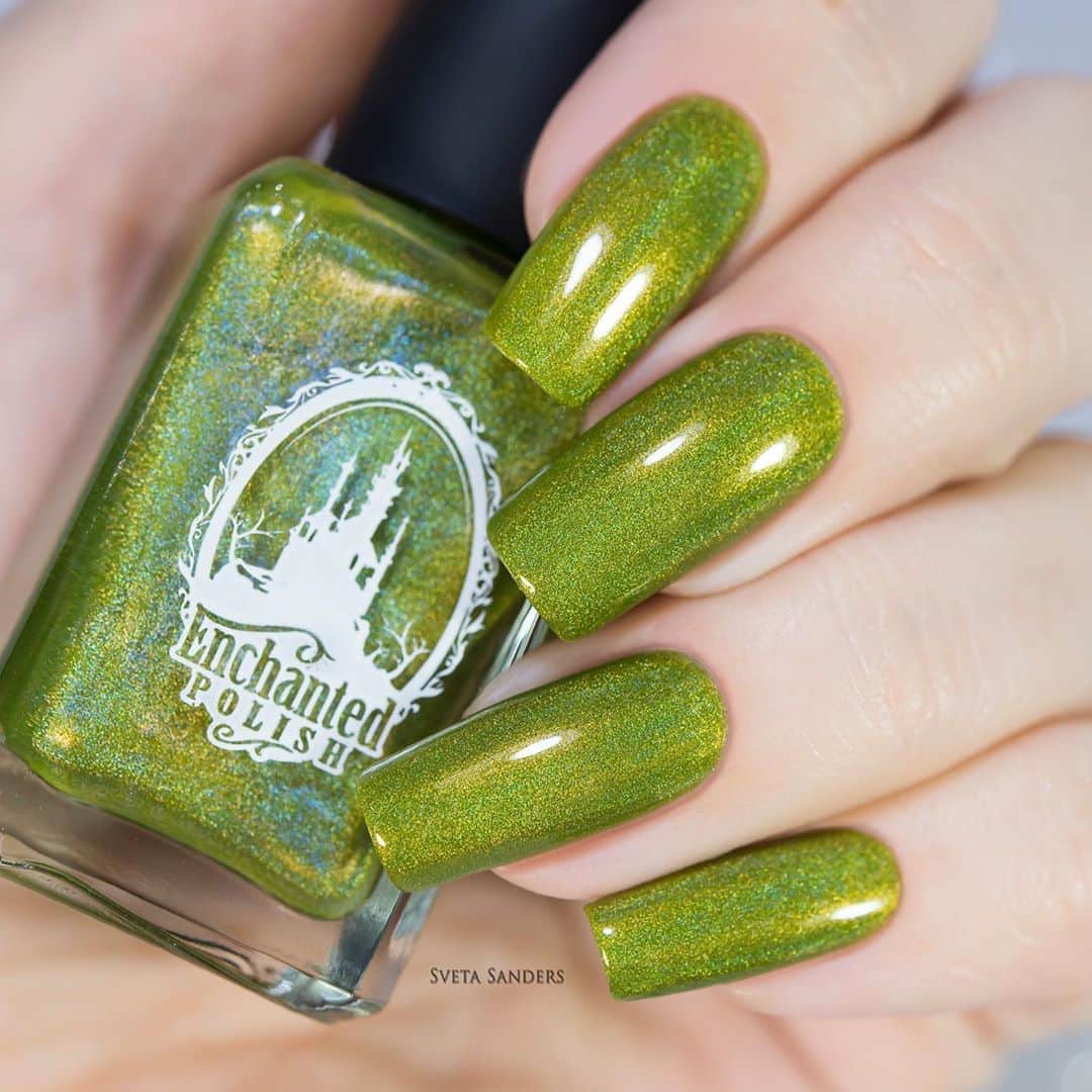 Sveta Sandersのインスタグラム：「#EnchantedPolish The Rainbow Connection by @enchantedpolish 💚」