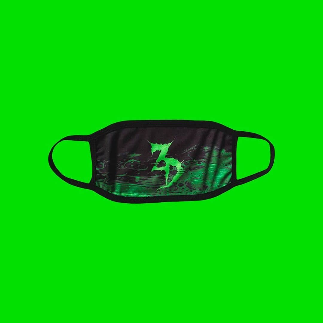 Zeds Deadさんのインスタグラム写真 - (Zeds DeadInstagram)「🦠 SLIMED JERSEYS & MASK DROP 🦠 zedsdead.kt8merch.com( link in bio)」9月19日 1時50分 - zedsdead