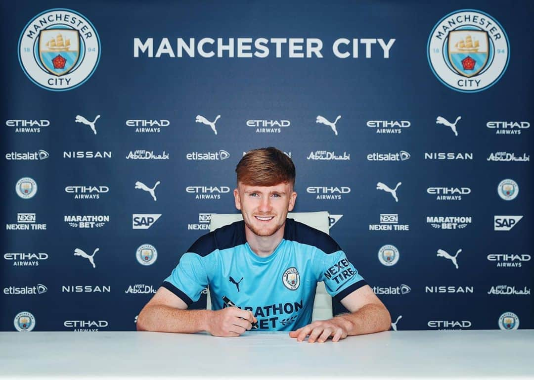 マンチェスター・シティFCさんのインスタグラム写真 - (マンチェスター・シティFCInstagram)「@tommy.doyle8 has signed a four-year extension to his current City deal, keeping him at the Club until 2025! 👏💙 #mancity」9月19日 2時02分 - mancity