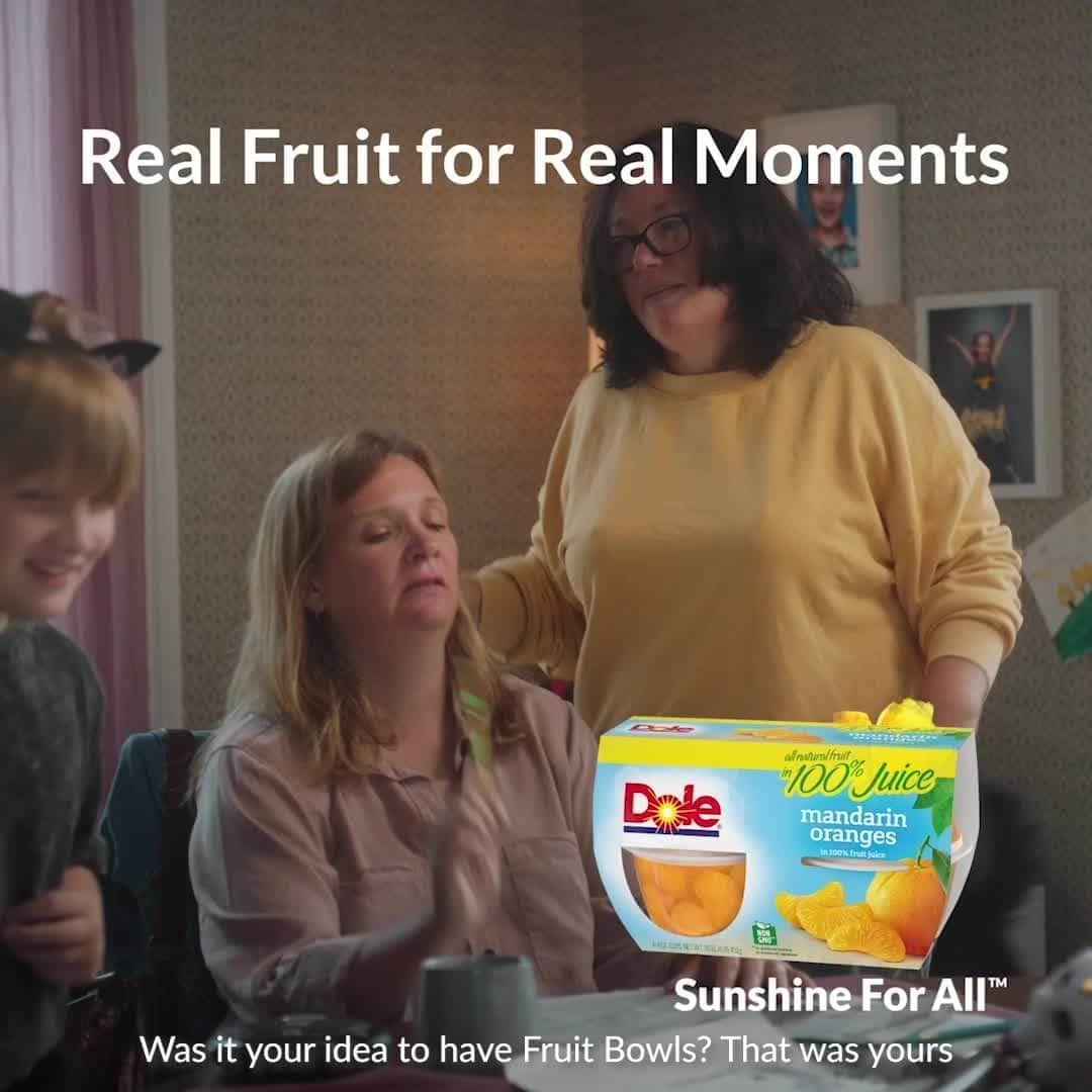 Dole Packaged Foods（ドール）のインスタグラム：「To keep the fruit bowls or not to keep them. That’s the question. Tell us your quaran-tensions. #fruitbowls #quarantensions」