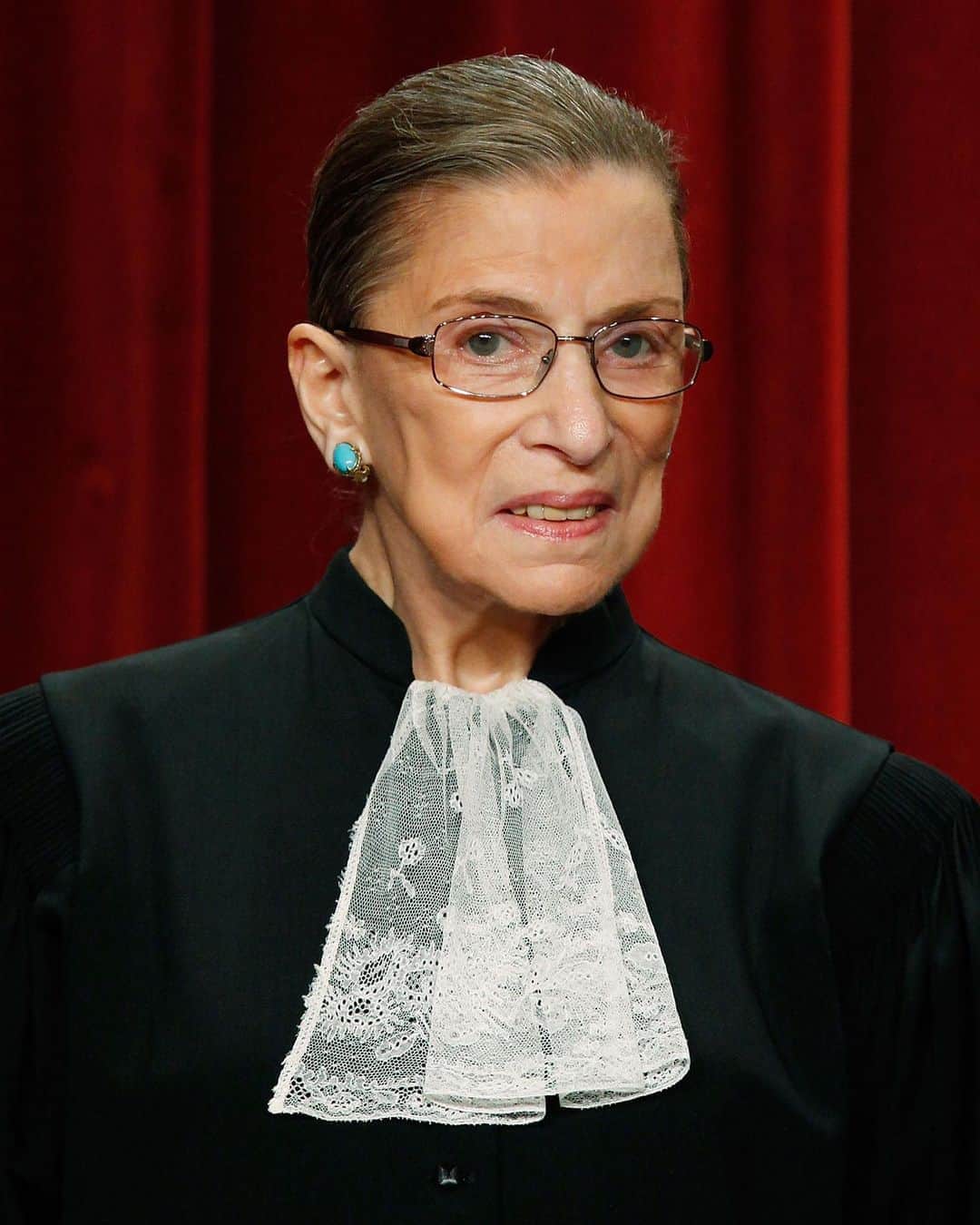 People Magazineさんのインスタグラム写真 - (People MagazineInstagram)「US Supreme Court Justice Ruth Bader Ginsburg has died at the age of 87. 💔 She was the second woman appointed to the Supreme Court whose unwavering fight for women’s rights and social justice made her an icon to many. Tap the link in bio for more on her amazing life's work. 📷: Mark Wilson/Getty」9月19日 8時43分 - people
