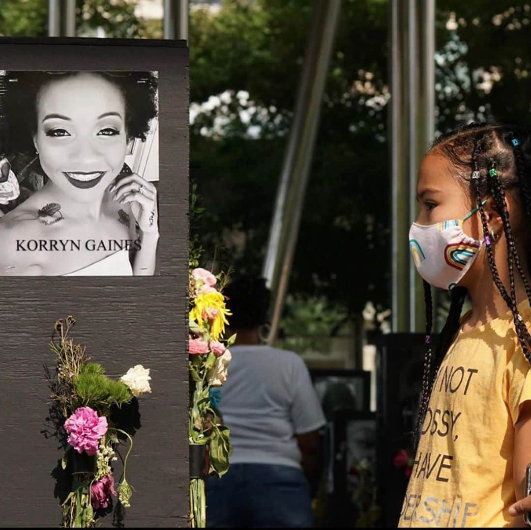 ヒル・ハーパーさんのインスタグラム写真 - (ヒル・ハーパーInstagram)「A memorial for and by the community to honor Black lives lost to racial injustice 🙏🏽 Visit @saytheirnamesmemorial  #blm #blacklivesmatter #racialinjustice」9月19日 3時24分 - hillharper