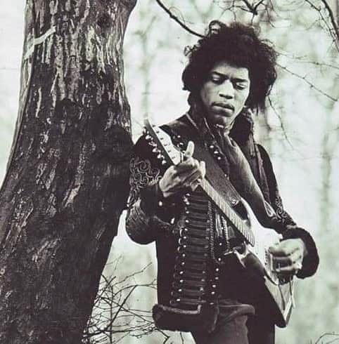 スラッシュさんのインスタグラム写真 - (スラッシュInstagram)「#Repost @cream_blues_   ”Music don’t lie. If there is something to be changed in this world, then it could only happen through music” -Jimi Hendrix-  iiii]; )'」9月19日 4時34分 - slash