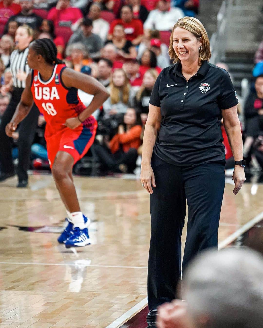 USA Basketballさんのインスタグラム写真 - (USA BasketballInstagram)「We knew it. Coach Reeve is elite. Congrats Cheryl on being named the 2020 @WNBA Coach of the Year - her third time winning the award!」9月19日 5時43分 - usabasketball