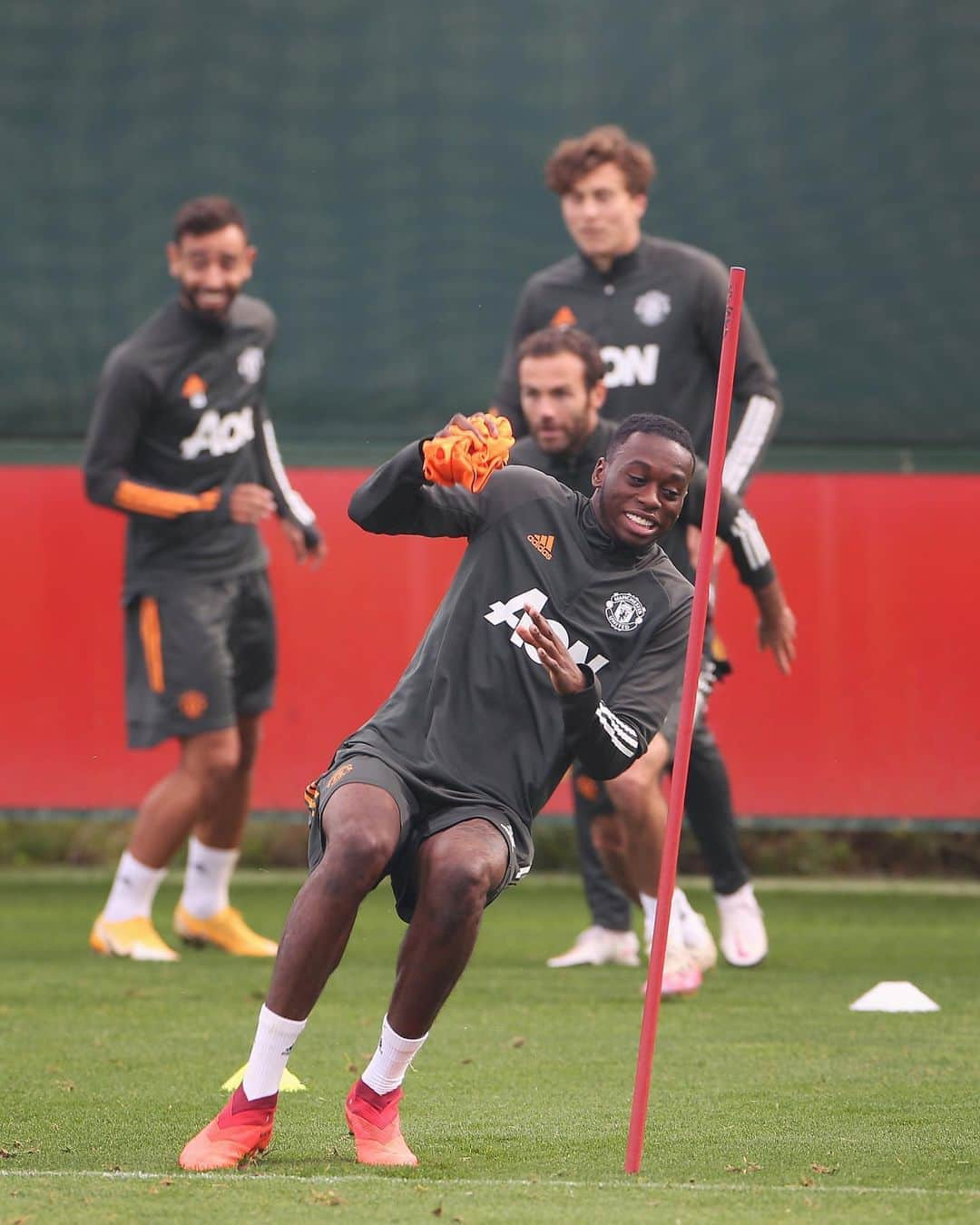 マンチェスター・ユナイテッドさんのインスタグラム写真 - (マンチェスター・ユナイテッドInstagram)「Testing out those sprints! 🏃‍♂️💨 #MUFC #PremierLeague」9月19日 6時11分 - manchesterunited