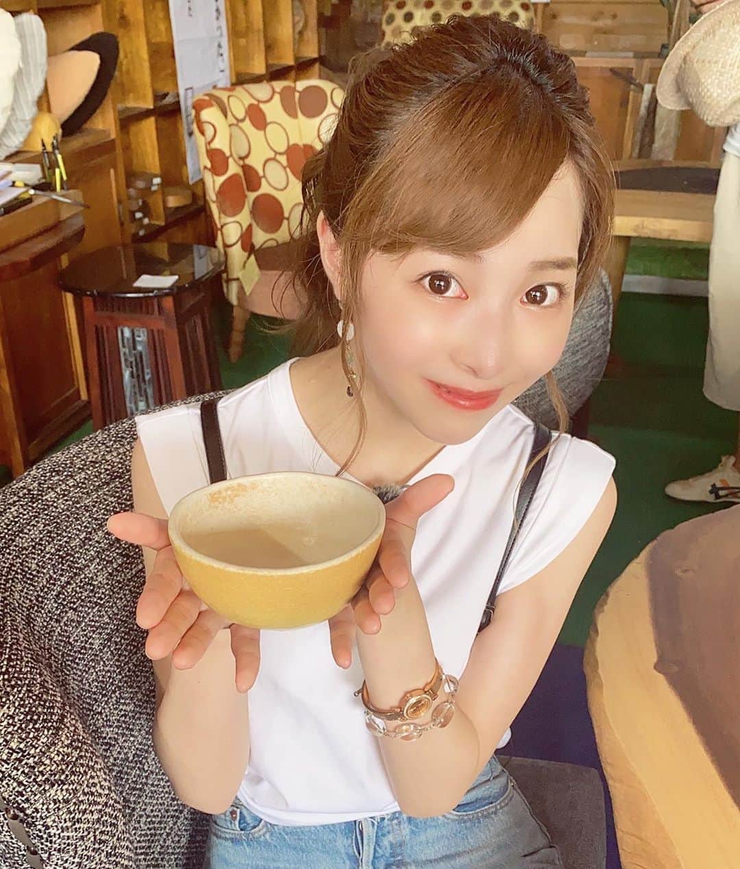赤間有華のインスタグラム：「番組で作った#手びねり が完成したよ🌞✨ 。 今夜も#あっぱれKANAGAWA大行進 是非みてください📺❤ 。  #鎌倉#佐助#佐助room114#陶芸教室#陶芸」