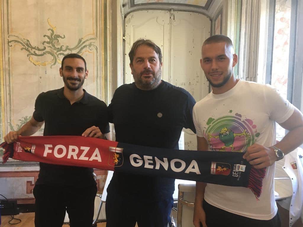 ジェノアCFCさんのインスタグラム写真 - (ジェノアCFCInstagram)「❤️💙 Davide #Zappacosta e Marko #Pjaca sono due nuovi giocatori del Genoa.」9月19日 17時11分 - genoacfc