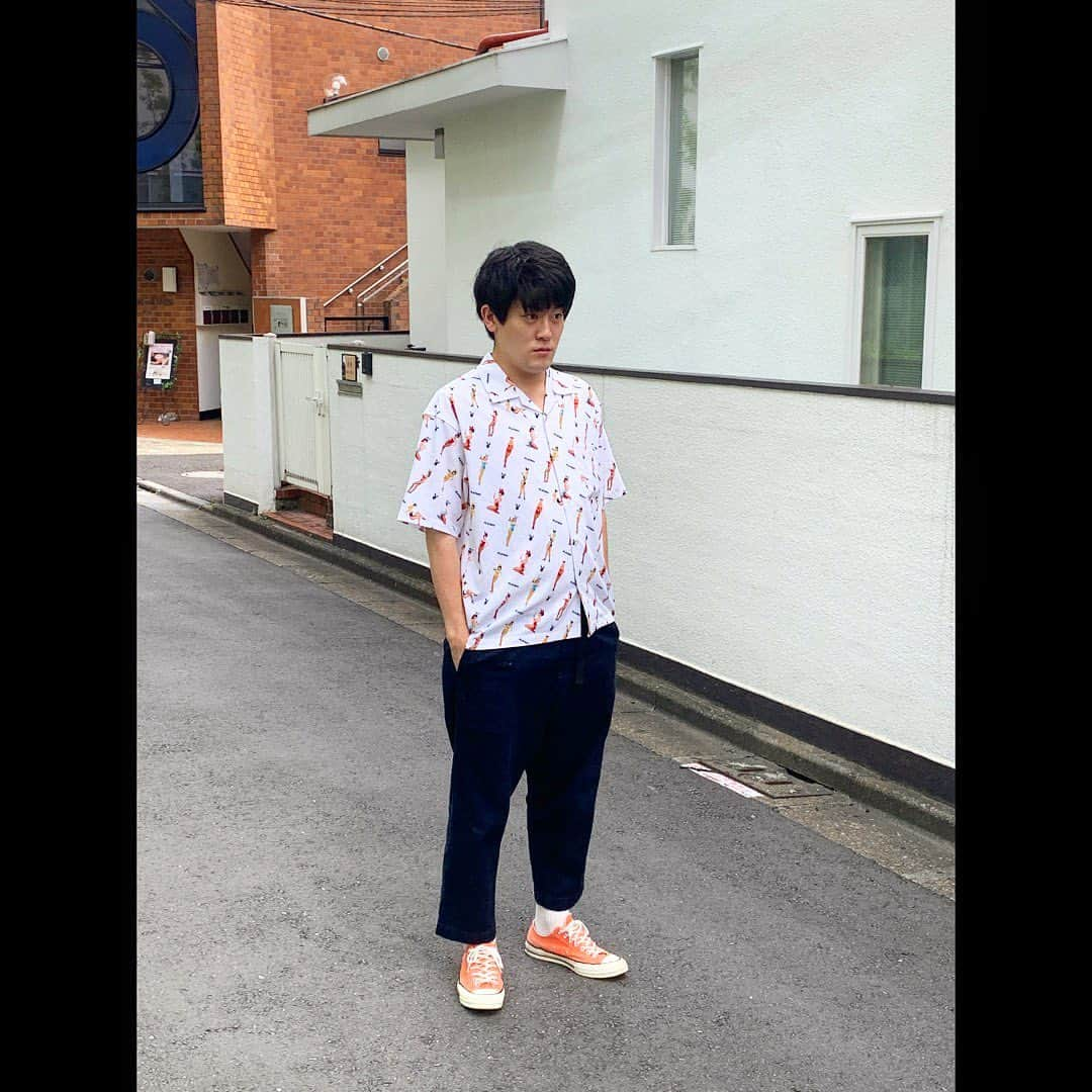 土佐卓也さんのインスタグラム写真 - (土佐卓也Instagram)「今日の家族写真 「取材して頂いたり、撮影したり🎥 色々始まる10月に向けて❗️着々と準備しております✨」 卓也  #土佐兄弟  #家族写真 #土佐カンパニー #culturez #青春しか勝たん  #テレ朝 #文化放送 #BSテレ東 #staysafe  #staypositive」9月19日 17時19分 - takuyatosa1