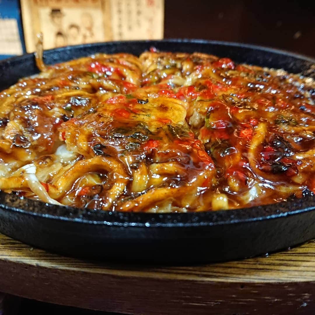 のインスタグラム：「かしみん焼き弐箱は連休中も営業しております🙇‍♂️😁😁  お近くに遊びに来た際は是非覗いてやってください🙇‍♂️🙇‍♂️🙇‍♂️🙇‍♂️🦸‍♂️🦸‍♂️🦸‍♂️🦸‍♂️🦸‍♂️😚😚😚😚😚😚😚✌️✌️✌️✌️✌️✌️✌️」