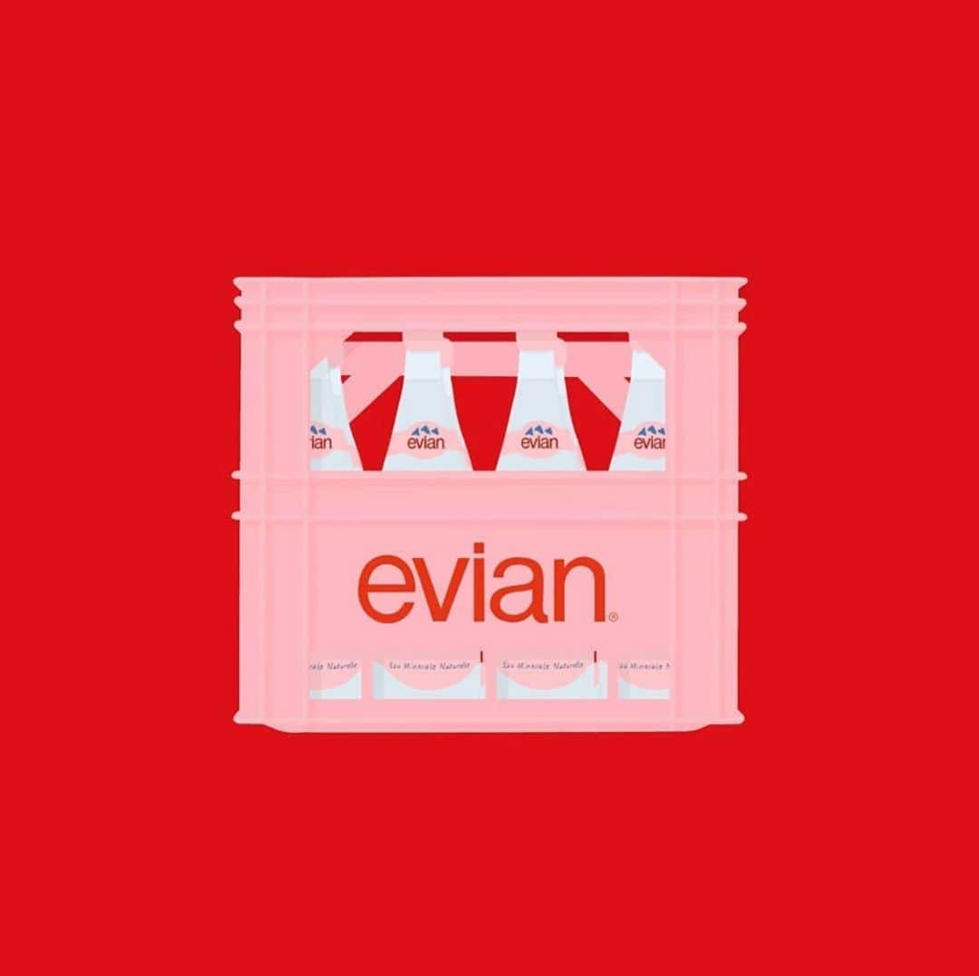 evianのインスタグラム：「We adore seeing the artwork you create around our brand! So in love with the illustration by @barbara.illustration of our iconic #eviancrates ❤️   #evian #evianwater #positivedrops #stayhydrated」